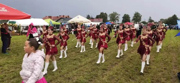 Dożynki w Płośnicy: wspólne świętowanie zakończenia żniw