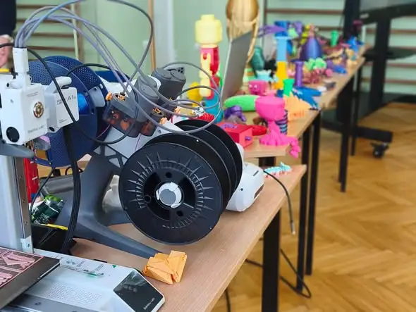 Dzień Technologiczny w szkole – dzieci poznały tajniki druku 3D