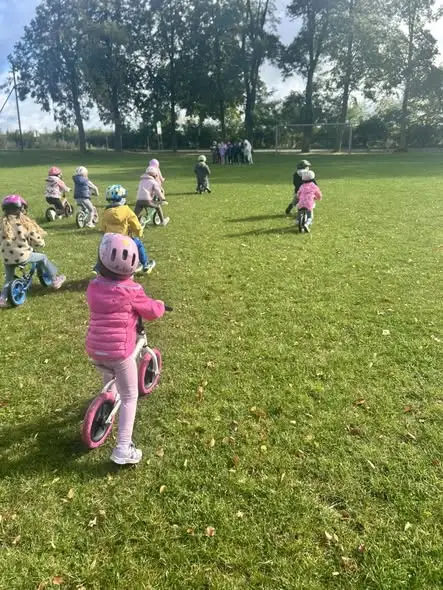 Rowerownia przy Szkole Podstawowej w Niechłoninie oficjalnie otwarta
