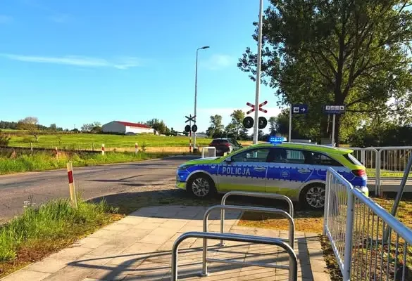 Lidzbarscy policjanci w akcji na przejazdach kolejowych – bezpieczeństwo przede wszystkim
