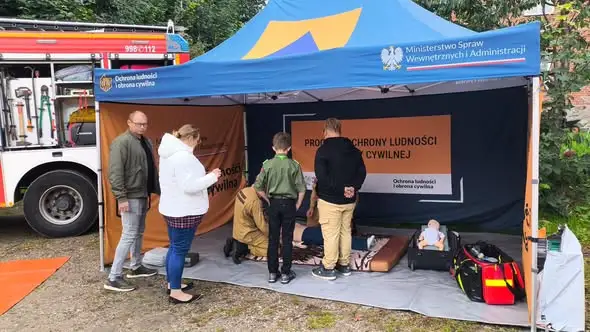 Runowo: mieszkańcy zebrali się dla bezpieczeństwa i defibrylatora AED