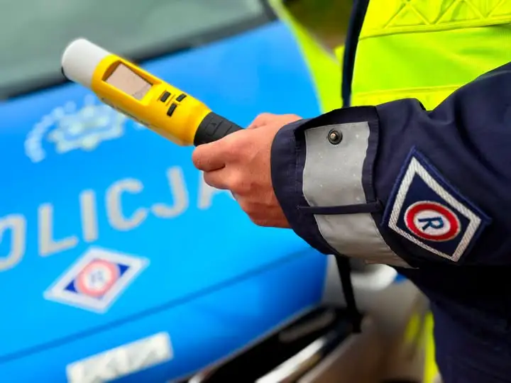 Bezpieczny weekend na drogach powiatu lidzbarskiego – zatrzymano nietrzeźwego motorowerzystę