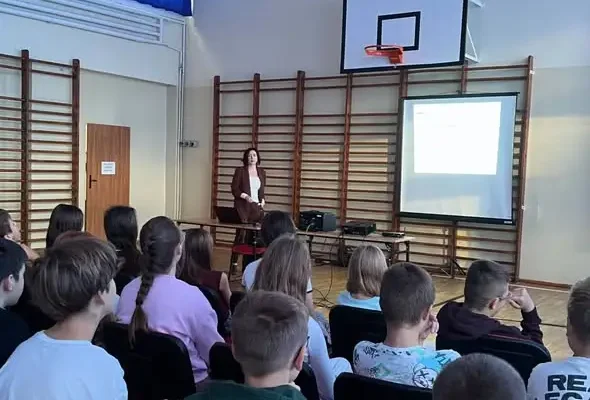 Szóstoklasiści poznawali tajniki zdrowego odżywiania i pracy sanepidu