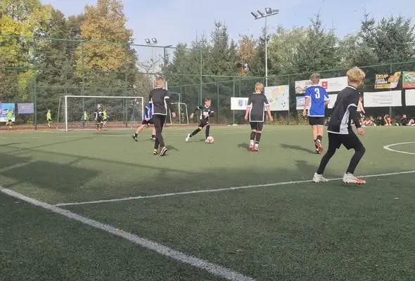 Młodzi piłkarze z SP3 Działdowo z sukcesami w Mistrzostwach Powiatu