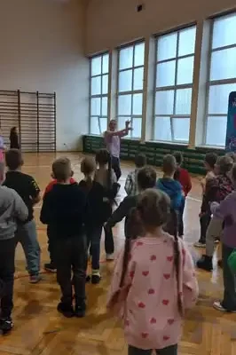 Taniec zawitał w Szkole Podstawowej nr 1 w Lidzbarku – pokazy Centrum Tańca Wasilewski Felska